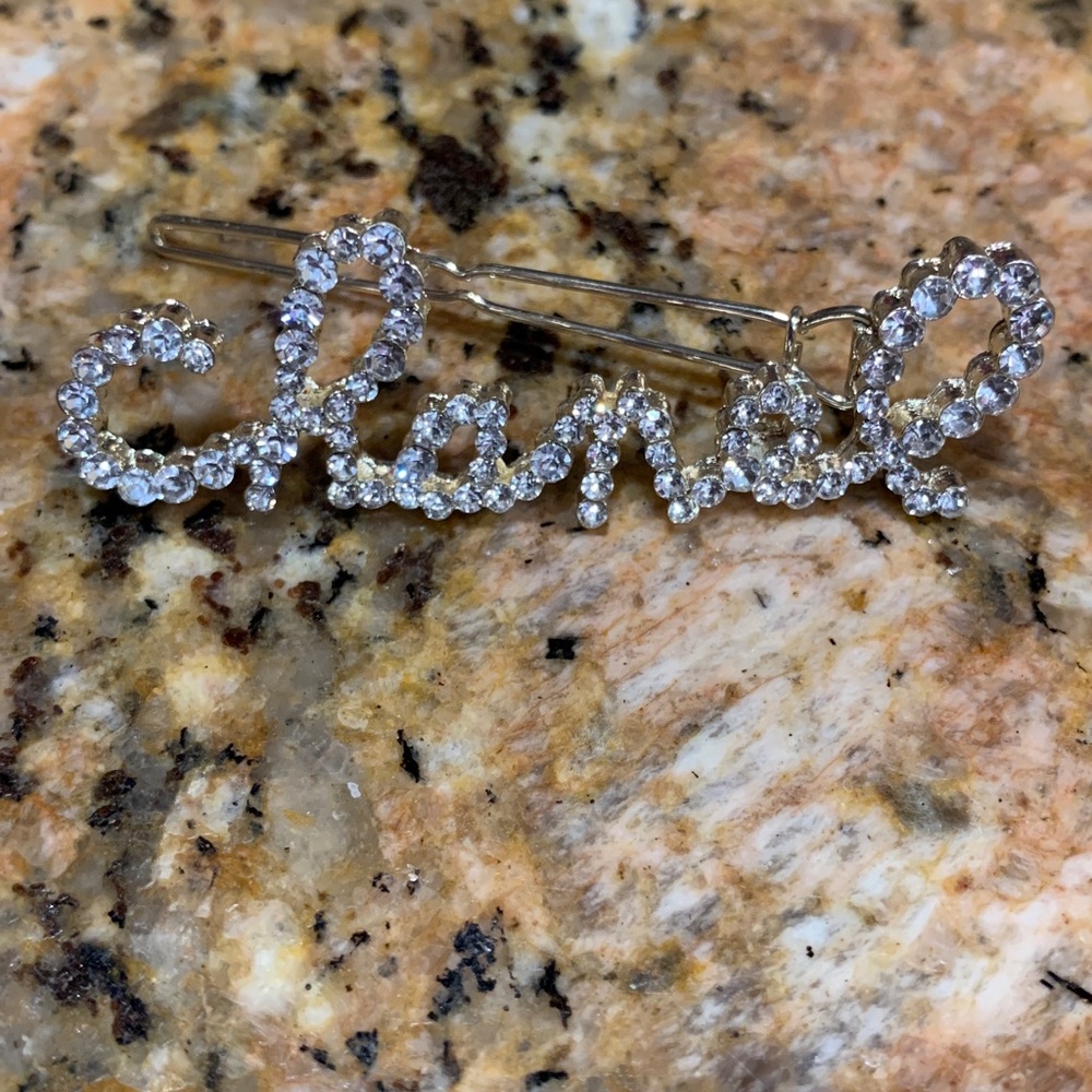 Absolutely stunning Chanel hair clip with Crystals in writing Chanel ,must have! - Picture 7 of 17